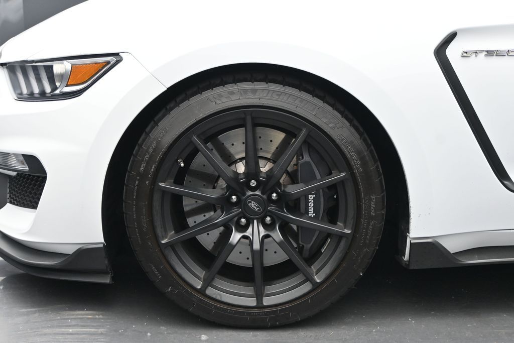 2017 Ford Shelby GT350 
