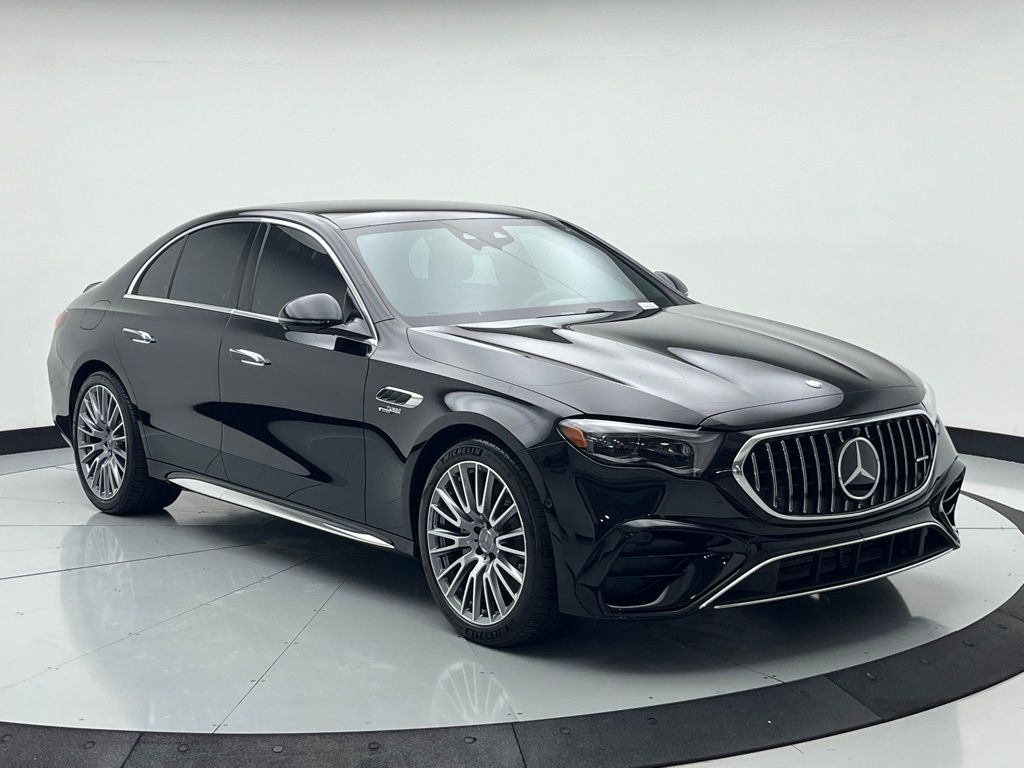 Thumbnail: 2025 Mercedes-Benz E-Class - 3
