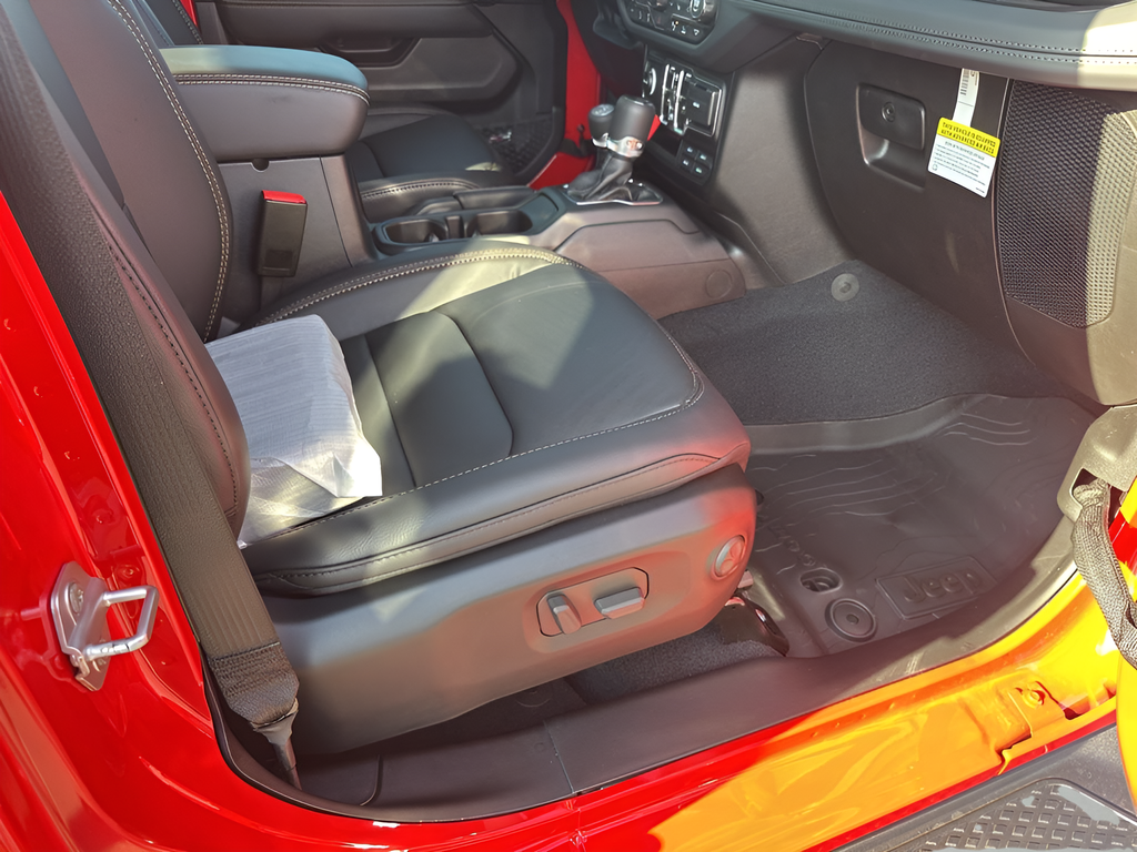 New Car 2025 Jeep Gladiator  For Sale Under $50,000 In Austin, Texas