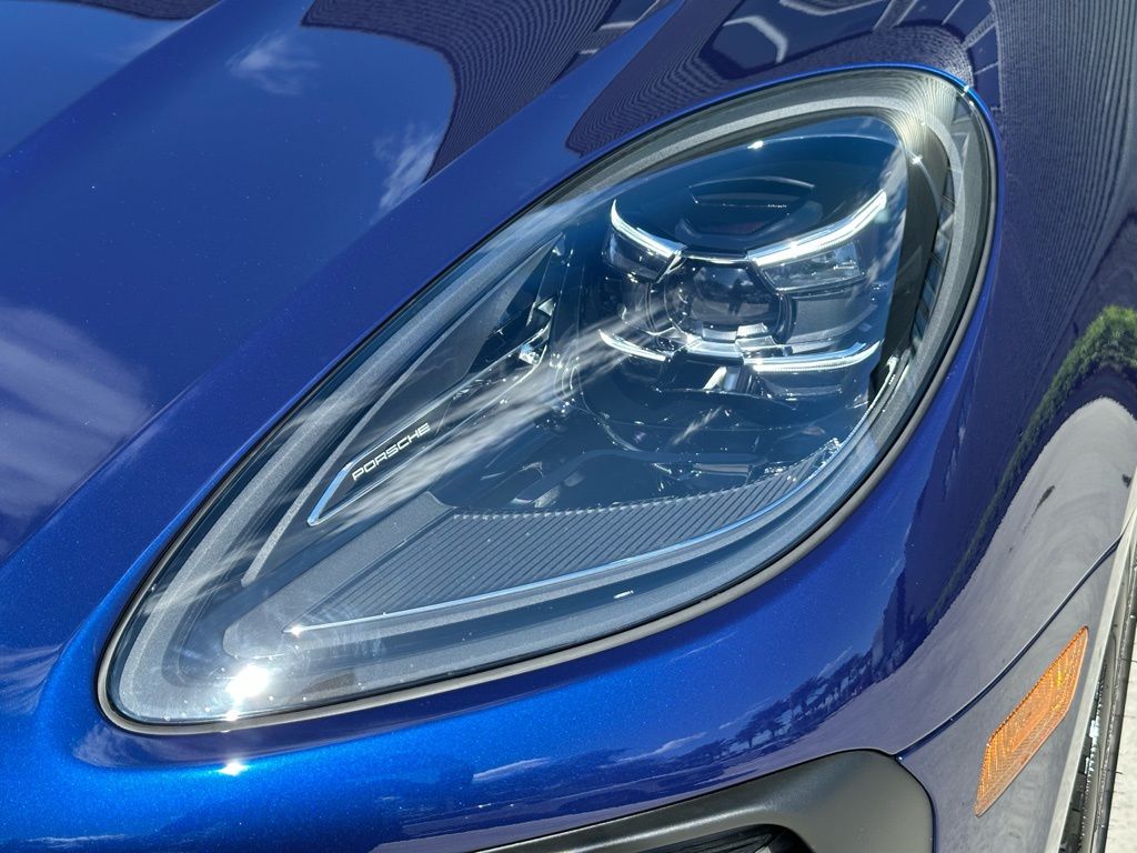 Thumbnail: 2026 Porsche Macan - 13