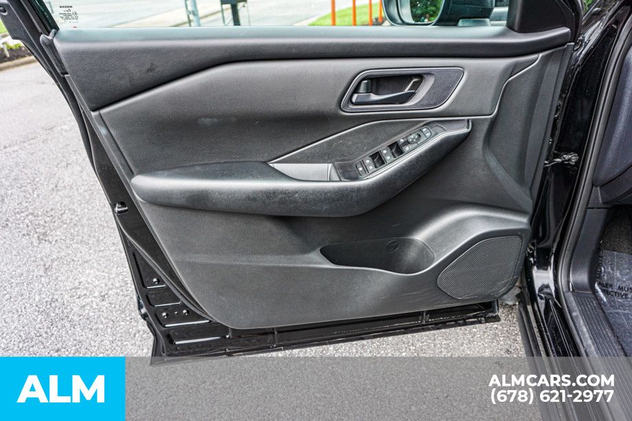 Used 2024 Black Nissan S image 45