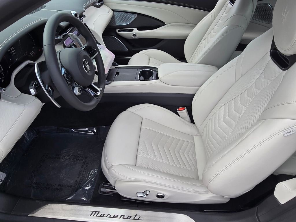 2026 Maserati Grancabrio - $184,515