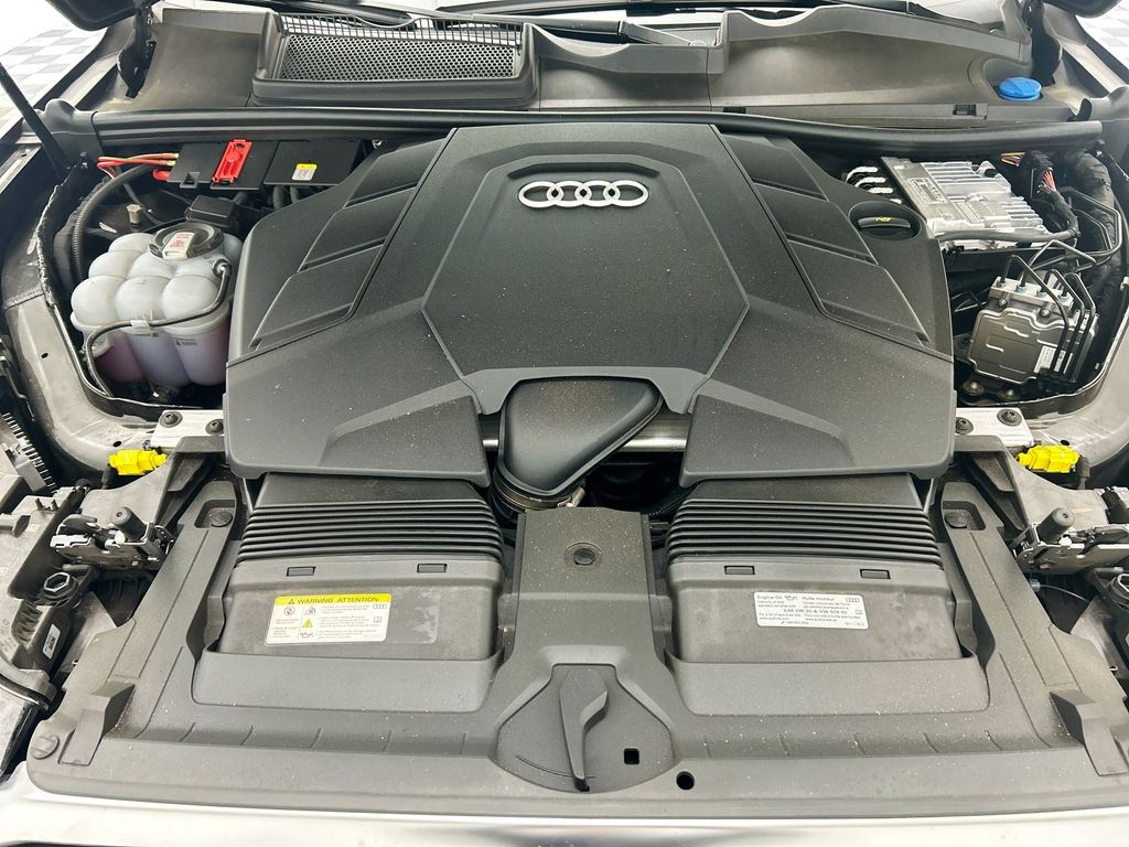 Thumbnail: 2025 Audi Q7 - 28