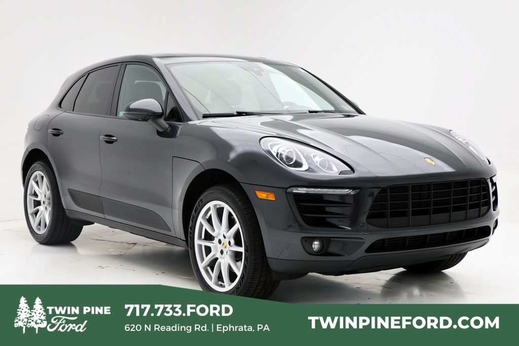 Gray (Volcano Grey Metallic) 2018 Porsche Macan AWD SUV / Crossover All-Wheel Drive Automatic