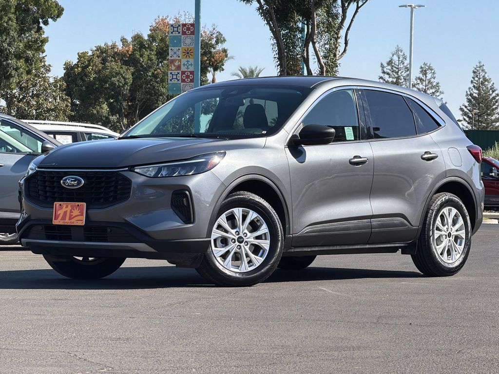 2024 Ford Escape