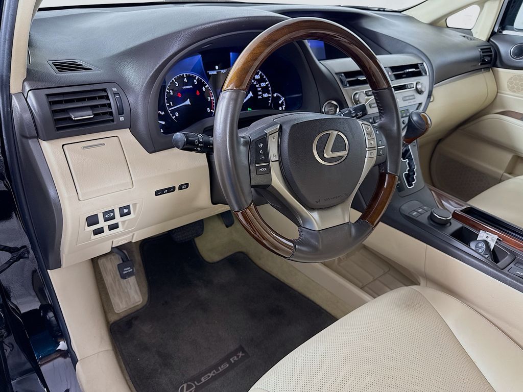 Thumbnail: 2013 Lexus RX - 9