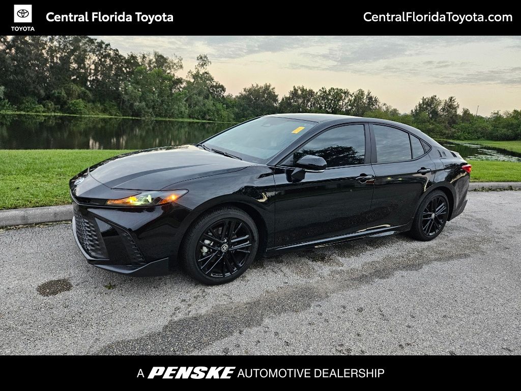 2025 Toyota Camry SE -
                Orlando, FL