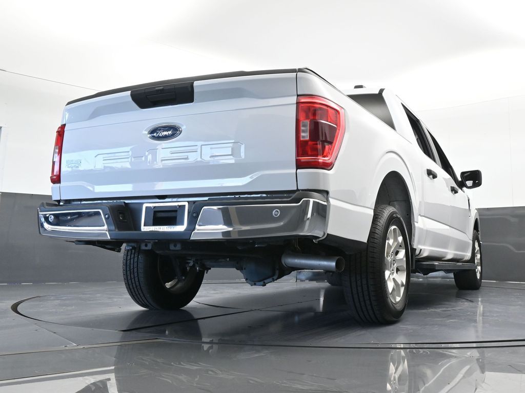 Used 2023 Oxford White Ford XLT image 65
