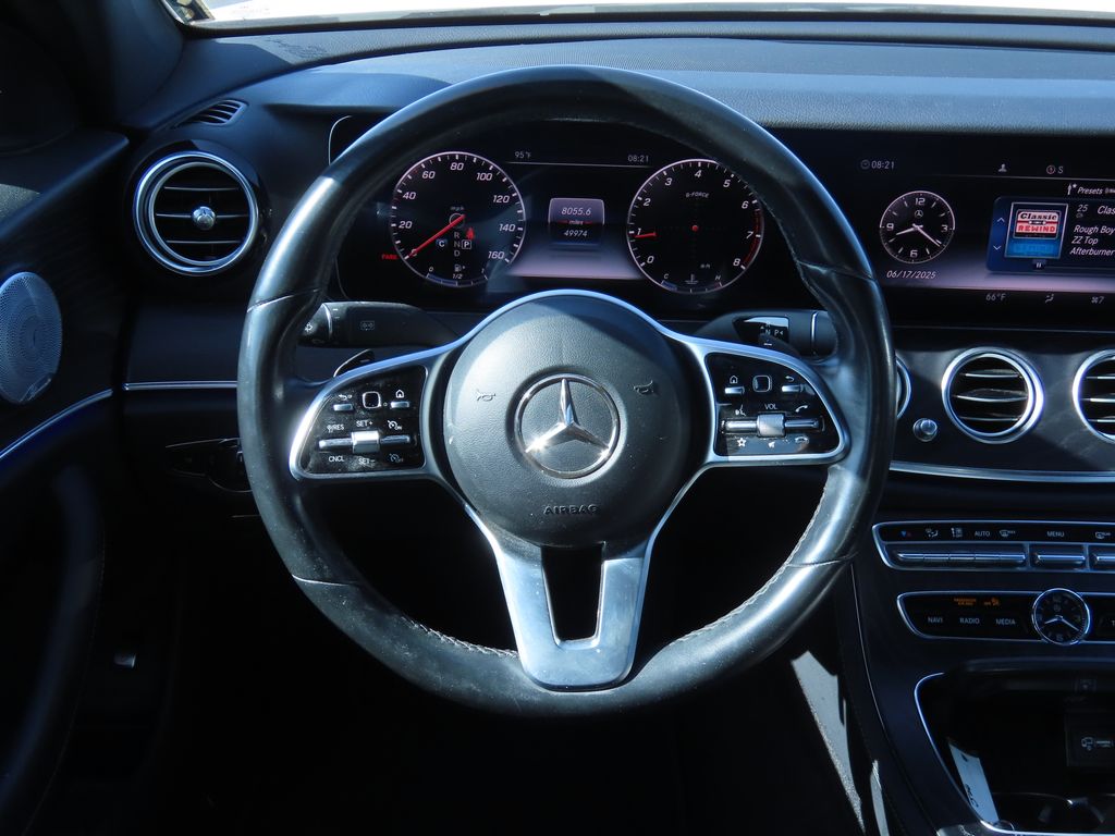 Thumbnail: 2020 Mercedes-Benz E-Class - 6