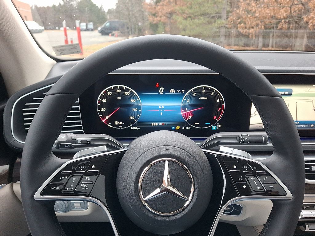 Thumbnail: 2026 Mercedes-Benz GLE - 15