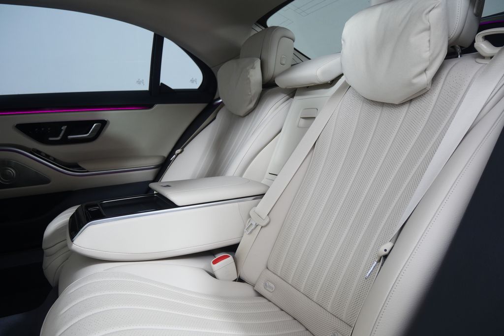 Thumbnail: 2022 Mercedes-Benz S-Class - 15