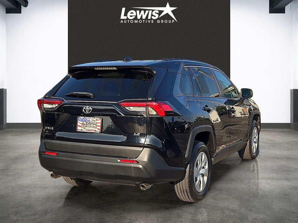 Used 2021 Toyota RAV4 LE For Sale in Farmington, AR