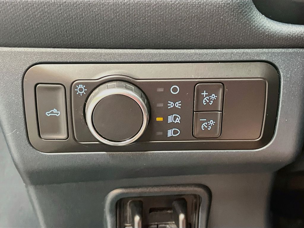 Used 2022 Cactus Ford XLT image 10
