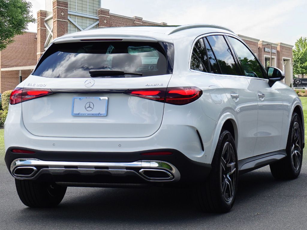 Thumbnail: 2025 Mercedes-Benz GLC - 6