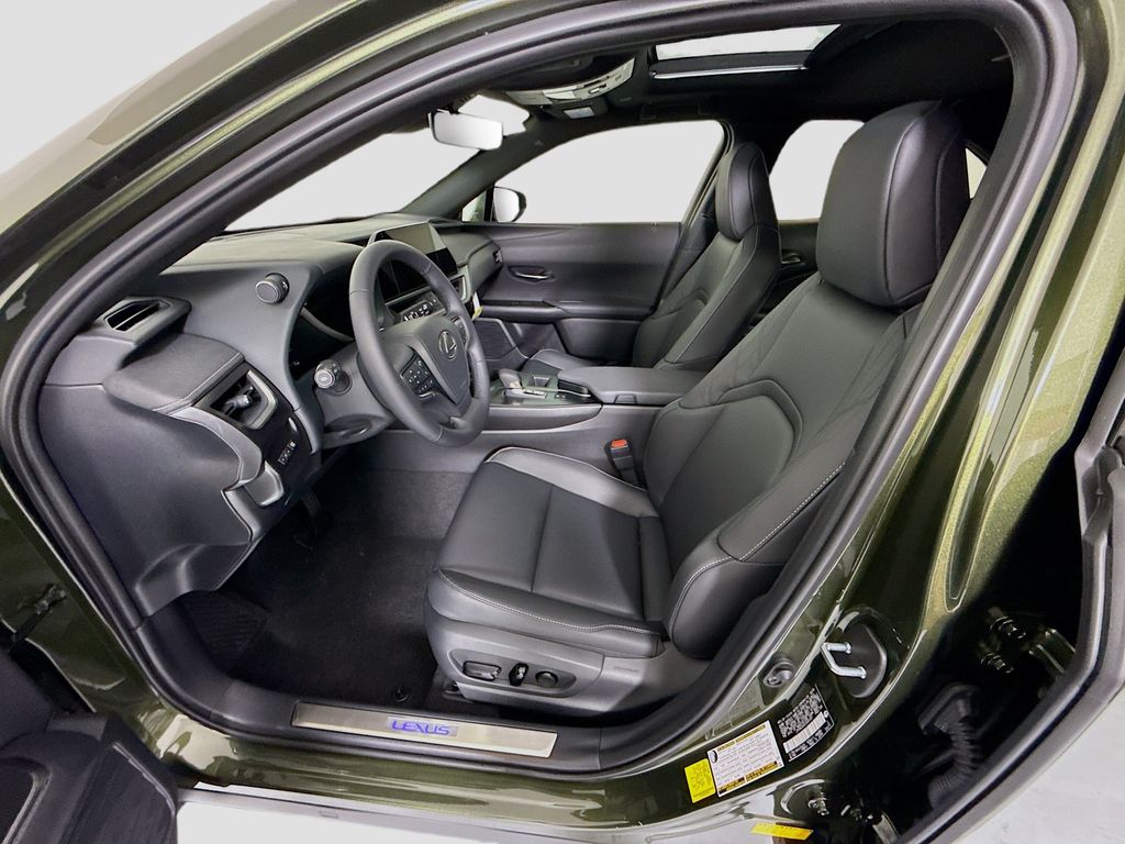 Thumbnail: 2026 Lexus UX - 20