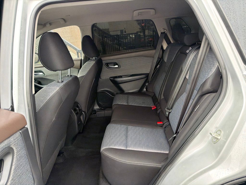 Used 2023 Silver Nissan SV image 13