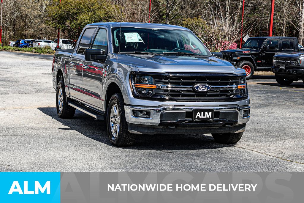 Used 2025 Silver Ford XLT image 5