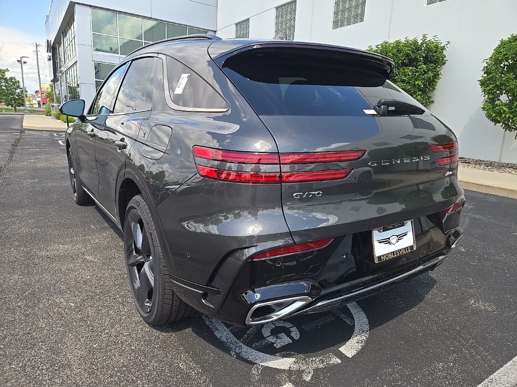 Thumbnail: 2026 Genesis GV70 - 6