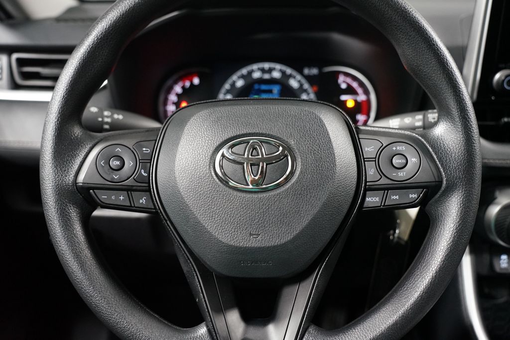 Thumbnail: 2025 Toyota RAV4 - 12