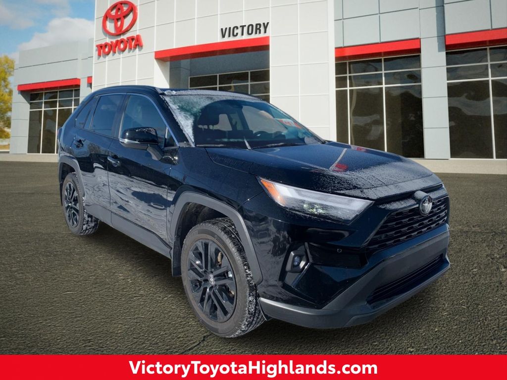2024 Toyota RAV4 XLE Premium AWD