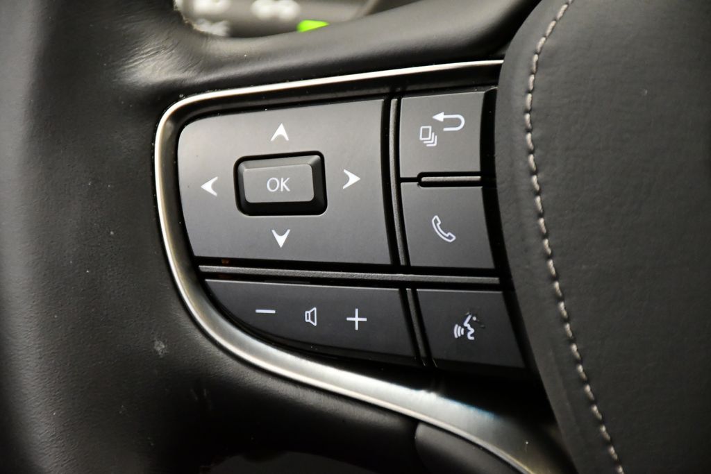 Thumbnail: 2023 Lexus LS - 20