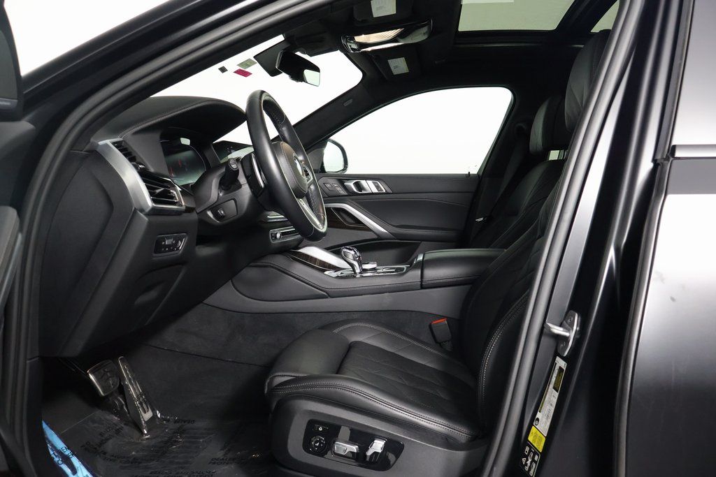 Thumbnail: 2023 BMW X6 - 10