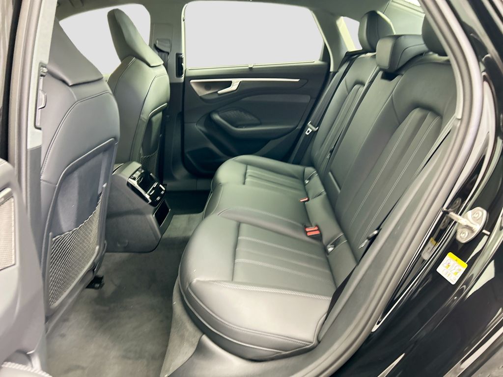 Thumbnail: 2026 Audi A6 - 21