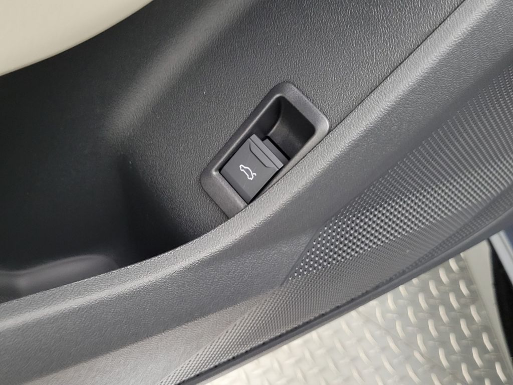 Thumbnail: 2026 Audi A5 - 31