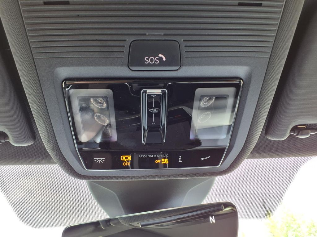 New 2026 Opal White with Black Roof Volkswagen Pro S Plus image 15