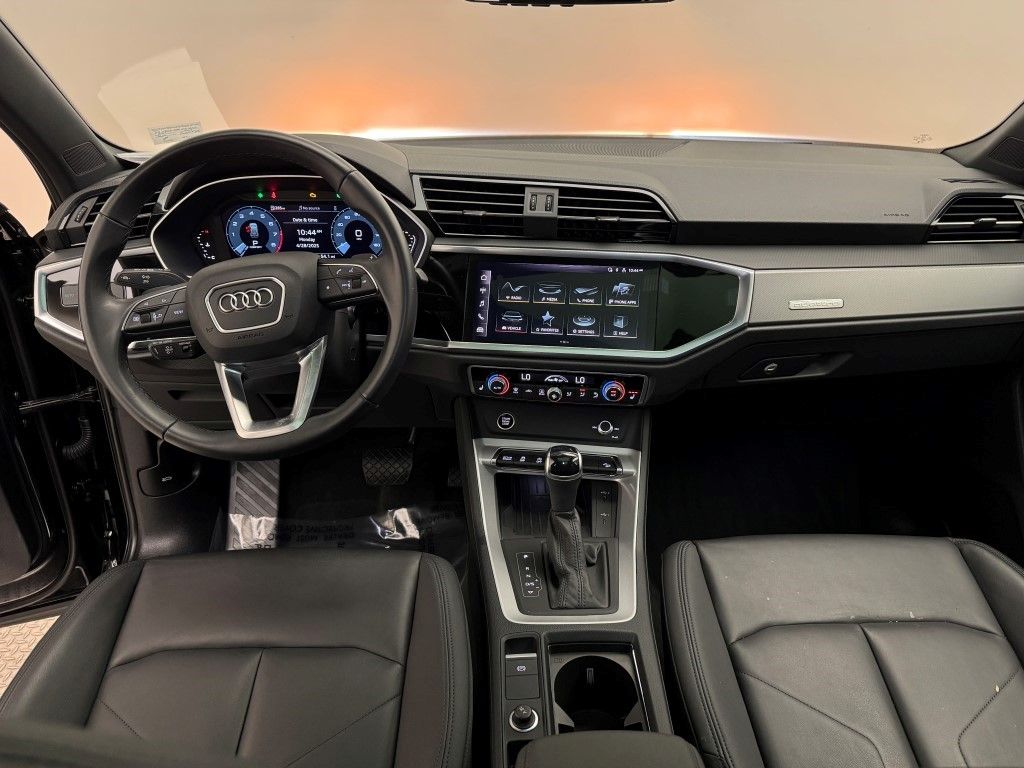 2024 Audi Q3 Premium 26