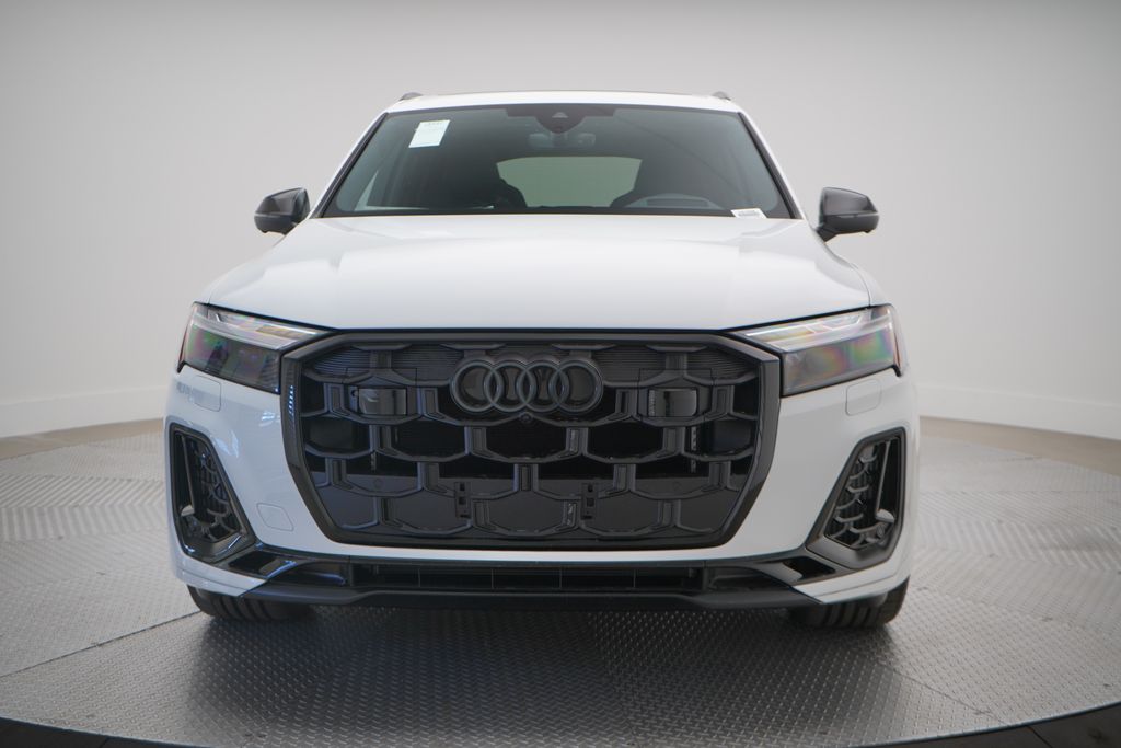 2025 Audi SQ7  6