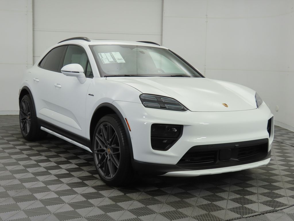 Thumbnail: 2025 Porsche Macan - 9