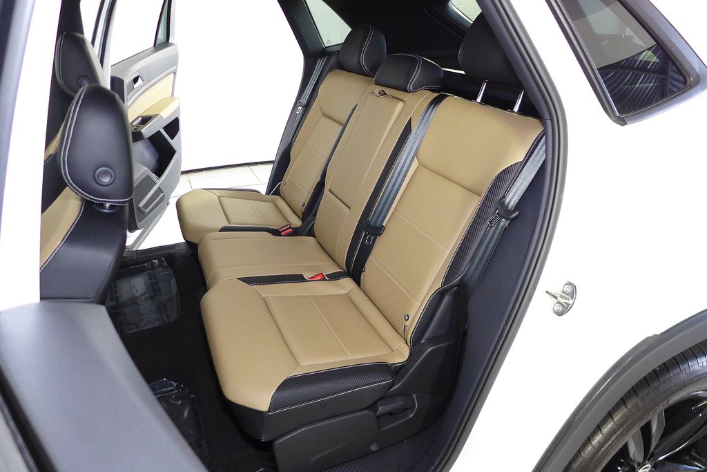 Thumbnail: 2023 Volkswagen Atlas - 21