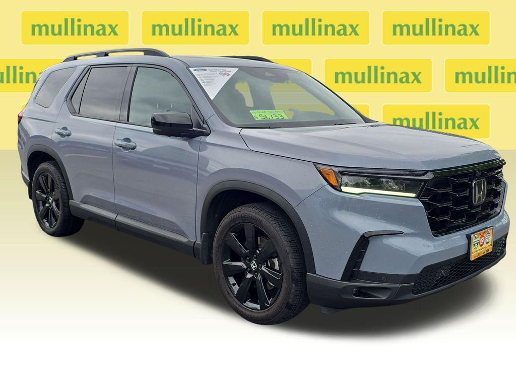 Sonic Gray Pearl 2025 Honda Pilot SUV / Crossover All-Wheel Drive Automatic