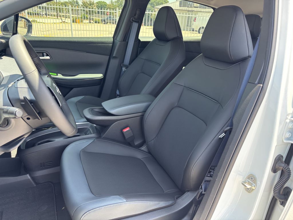 New 2026 Nissan Leaf SUV