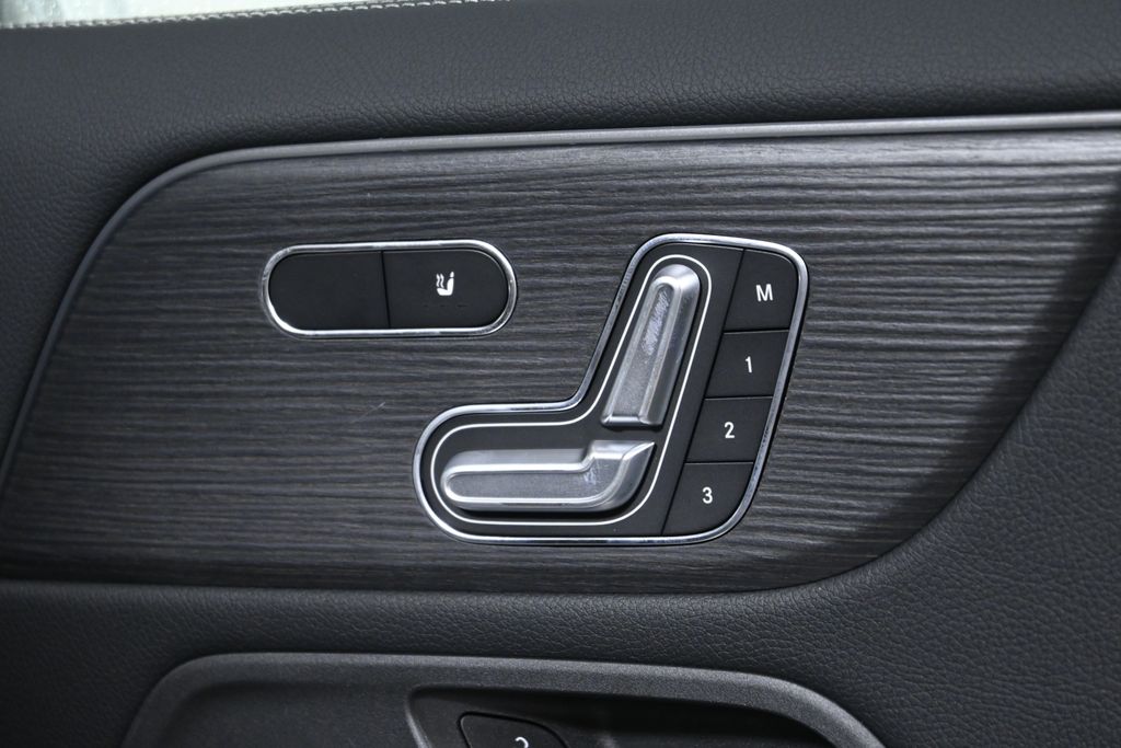 Thumbnail: 2026 Mercedes-Benz GLA - 23