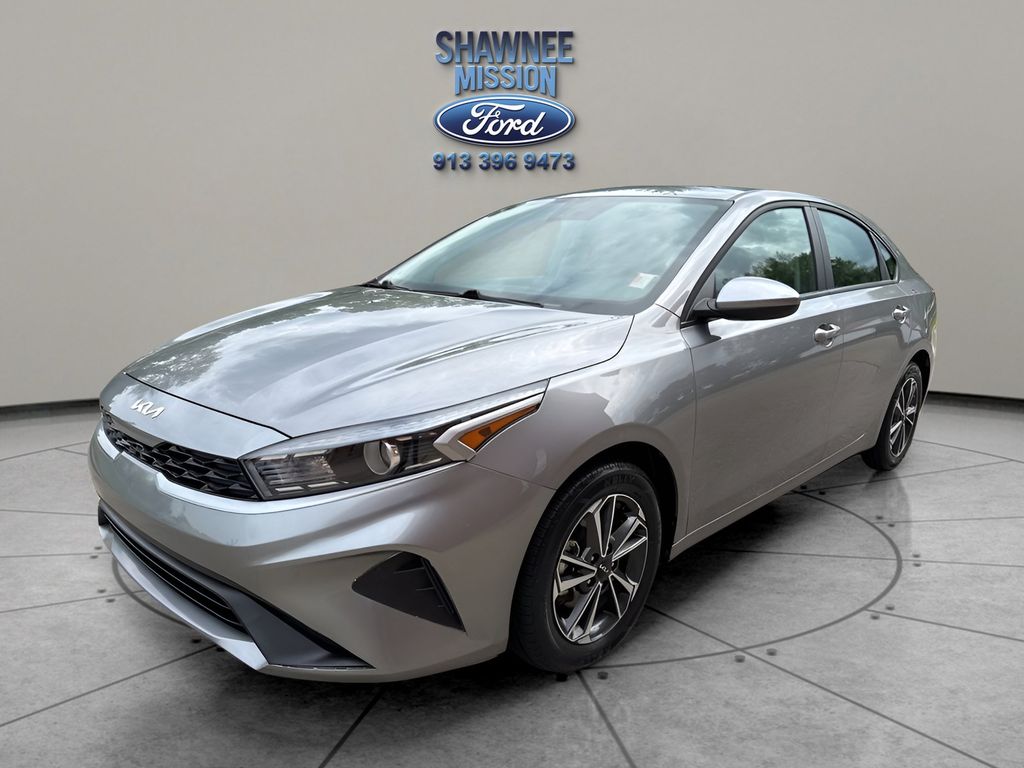 2024 Kia Forte LXS photo