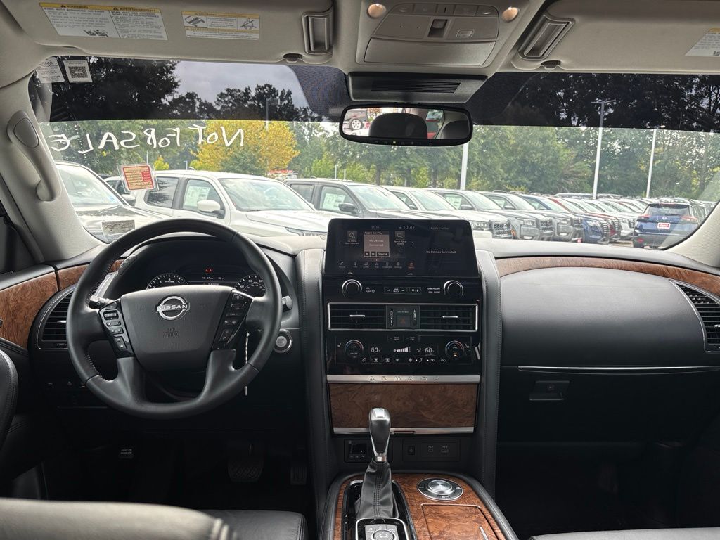 Used 2023 White Nissan SL image 9