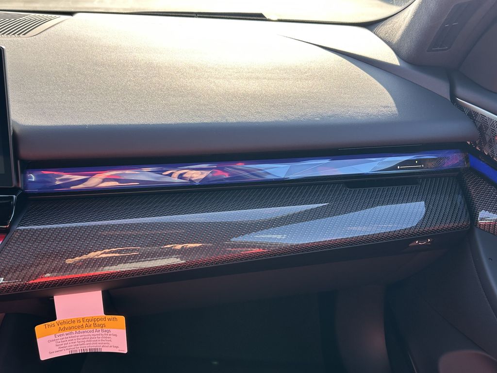 Thumbnail: 2026 BMW M5 - 26