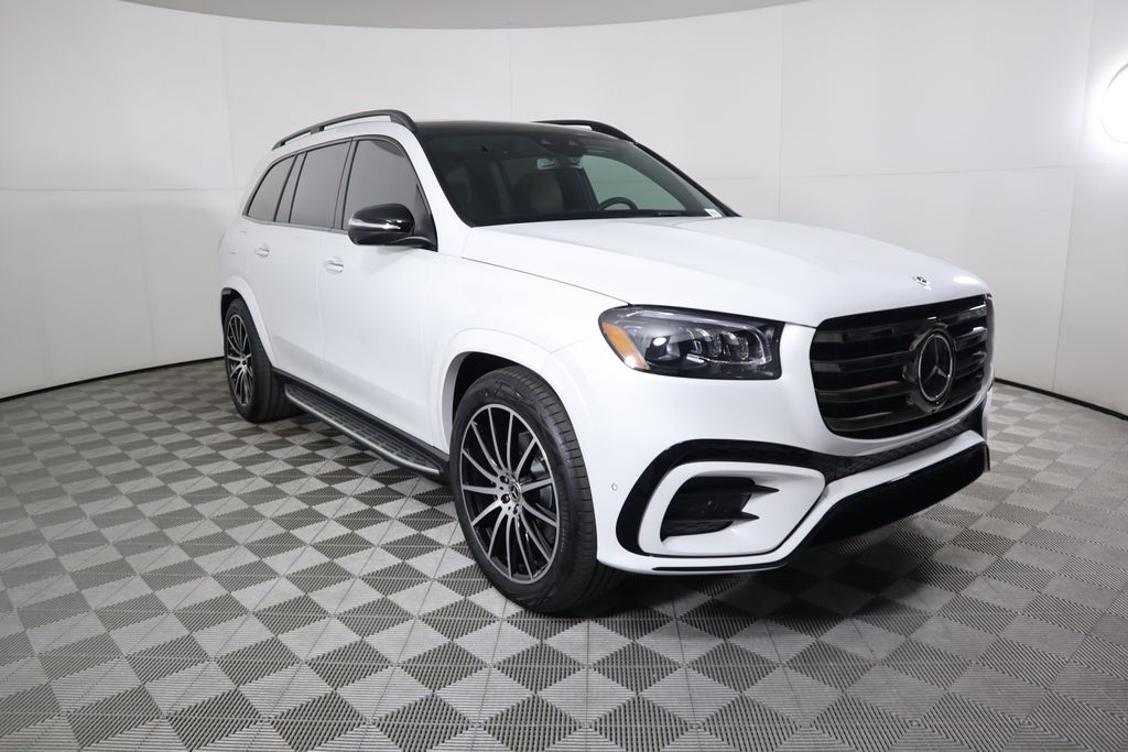 2025 Mercedes-Benz GLS 580 3