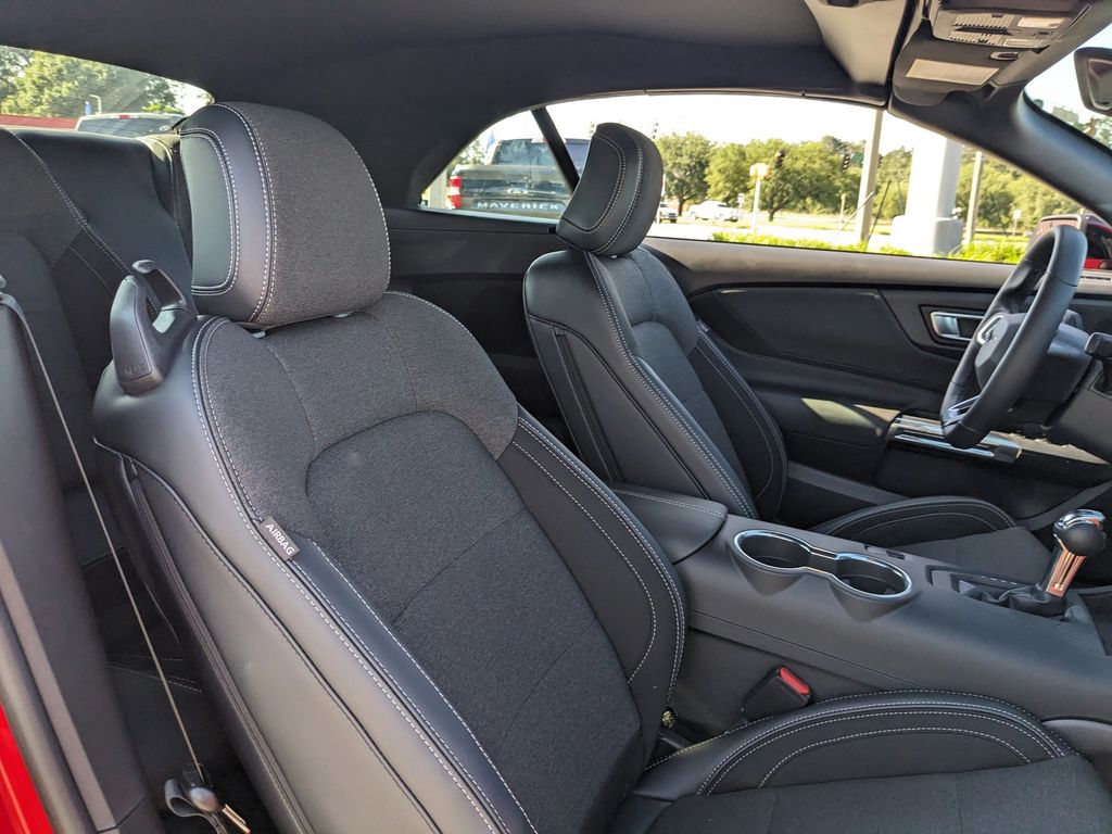 2025 Ford Mustang EcoBoost
