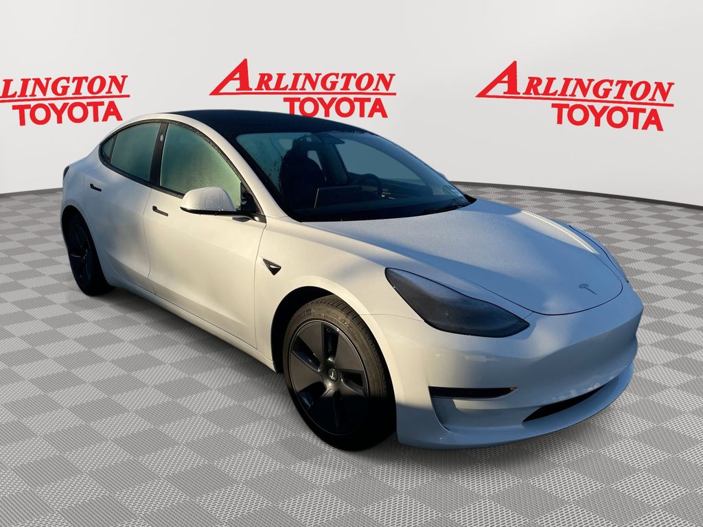 2023 Tesla Model 3 Base's photo