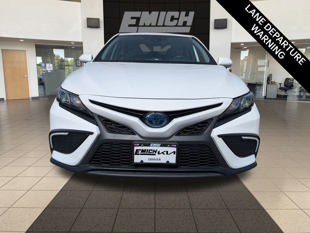 Used 2022 Toyota Camry SE with VIN 4T1G31AKXNU594572 for sale in Denver, CO
