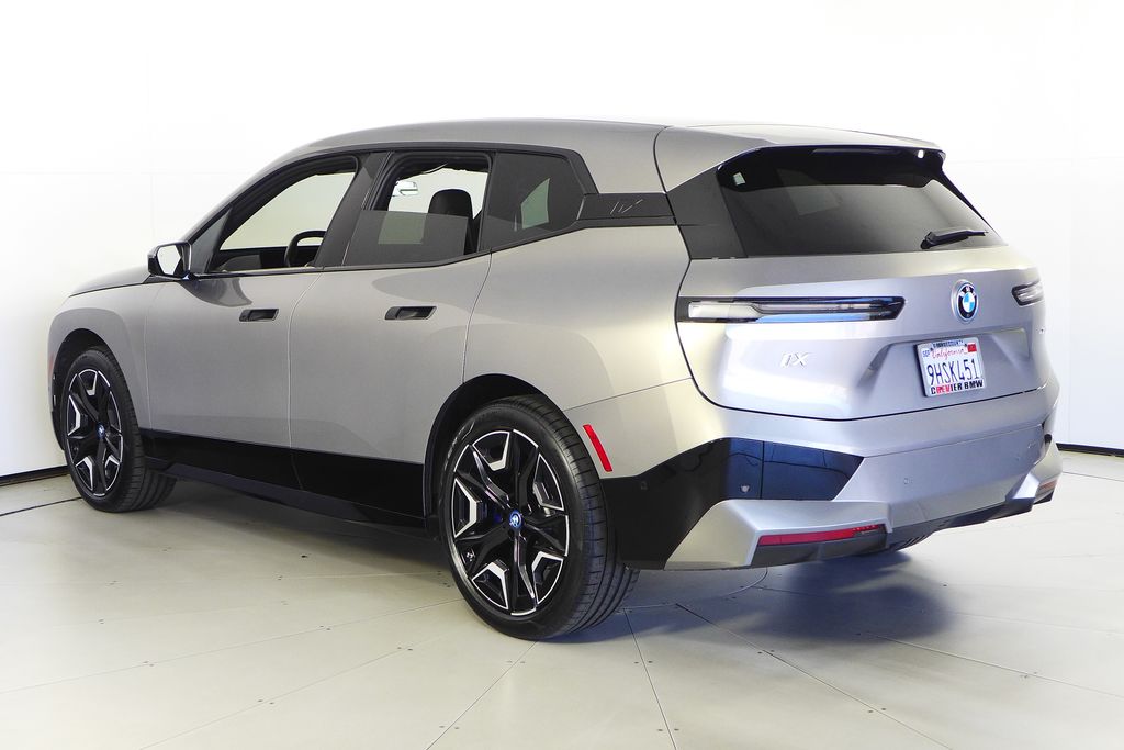 Thumbnail: 2024 BMW iX - 8