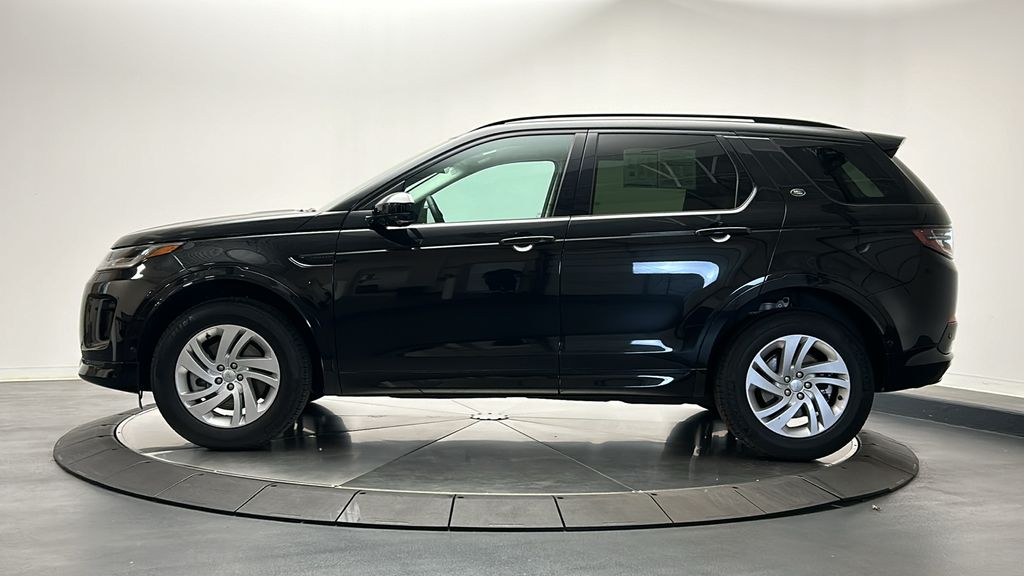 2024 Land Rover Discovery Sport S 2