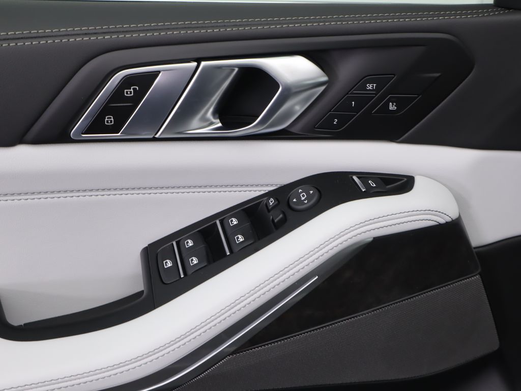 2026 BMW X5 sDrive40i 24