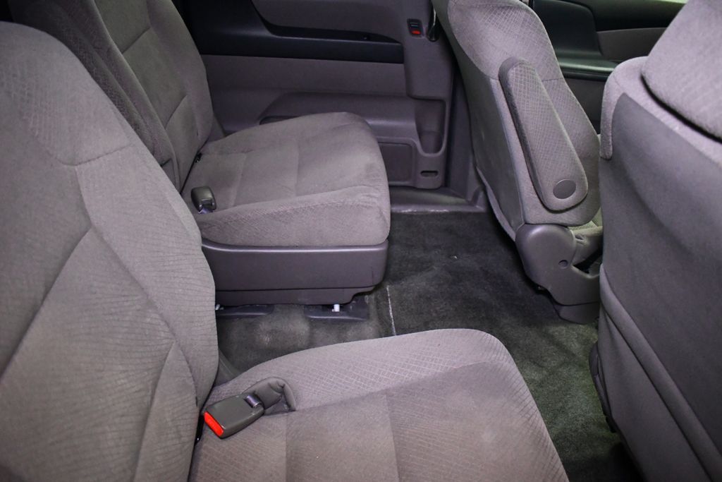 Thumbnail: 2014 Honda Odyssey - 30