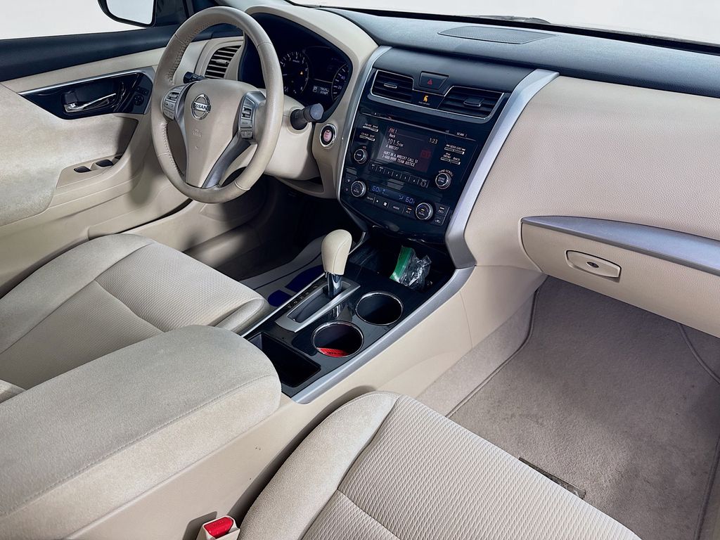 Used Car 2013 Nissan Altima  2.5 Sv For Sale Under $10,000 In Austin, Texas