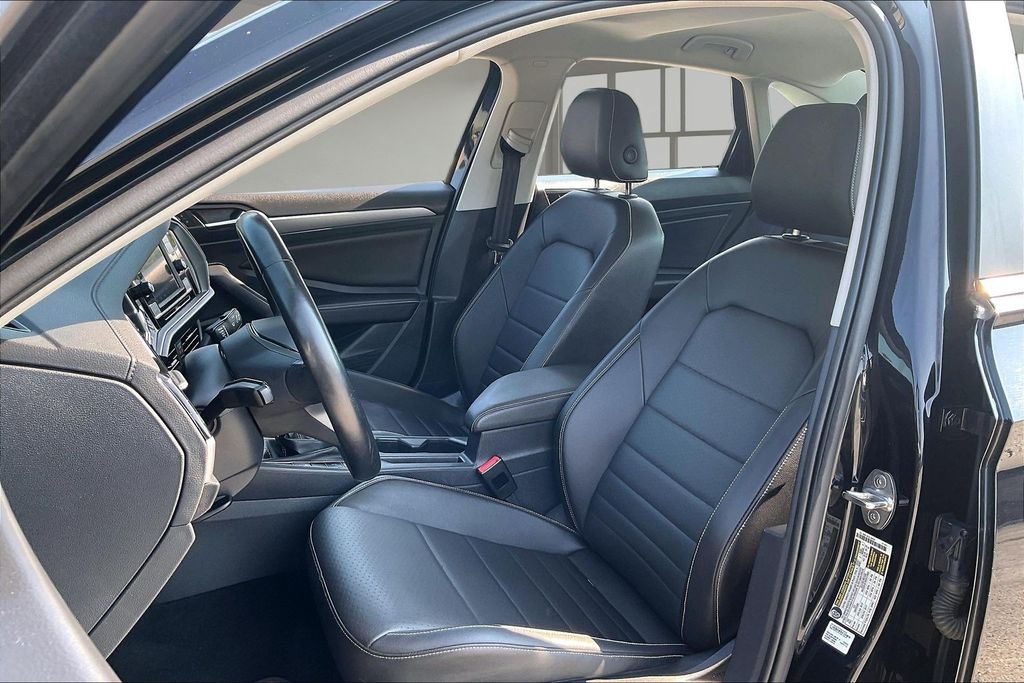 Used 2024 Volkswagen Jetta Sedan