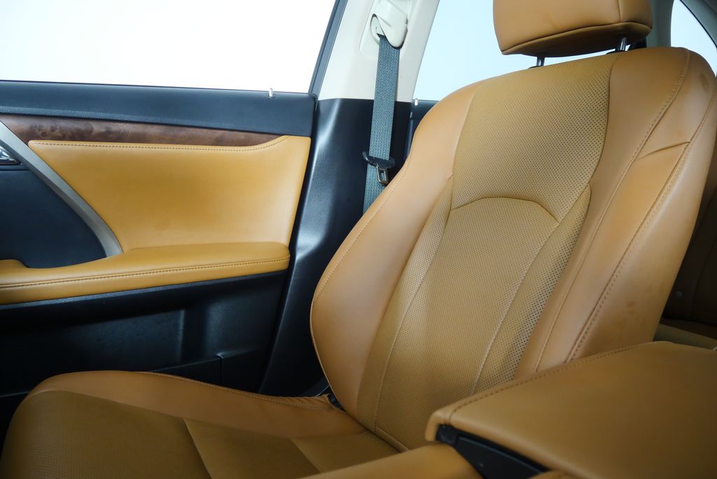 Thumbnail: 2022 Lexus RX - 27